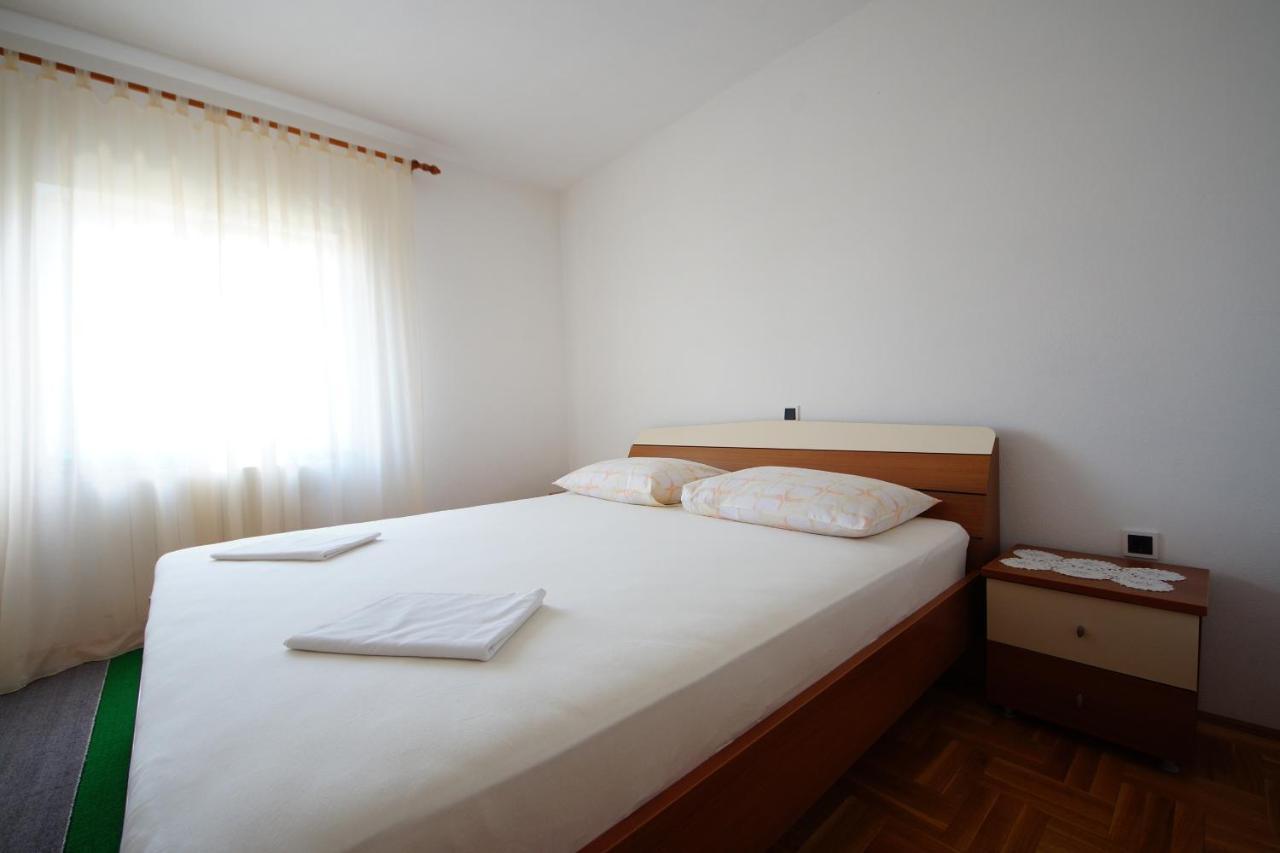 In Apartment Senj  Buitenkant foto